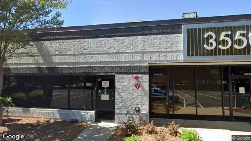 Fachada del Consulado General de El Salvador en Duluth, Georgia